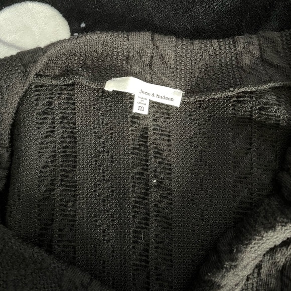 Francesca’s Button Up Cardigan - Picture 3 of 3